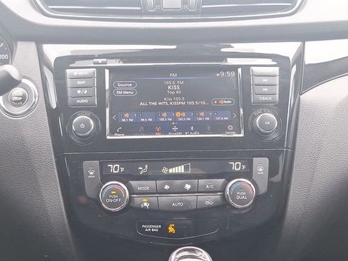 Certified 2022 Nissan Rogue Sport SL AWD/4WD image 18