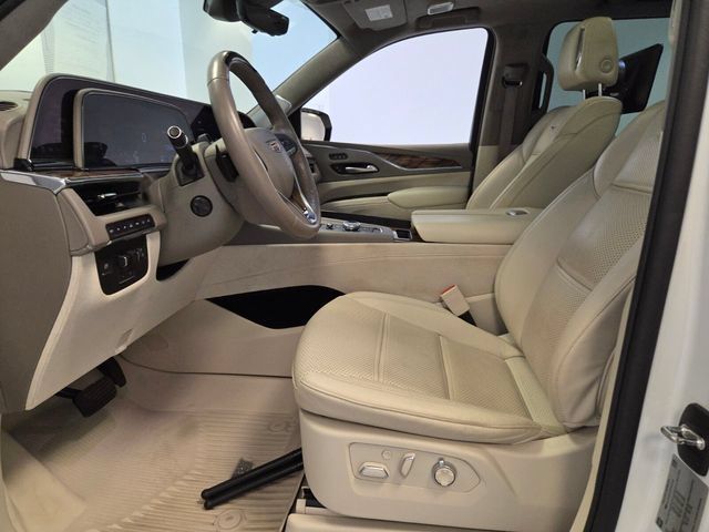 Used 2023 Cadillac Escalade ESV Sport Platinum AWD/4WD image 12