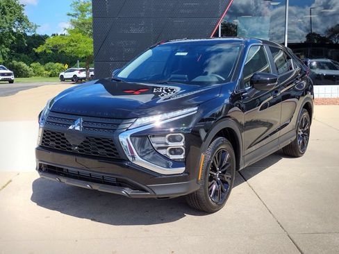 New 2026 Mitsubishi Eclipse Cross LE AWD/4WD image 1