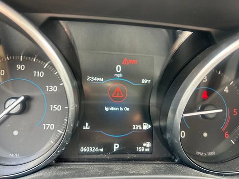 Used 2017 Jaguar XE Premium AWD/4WD image 4
