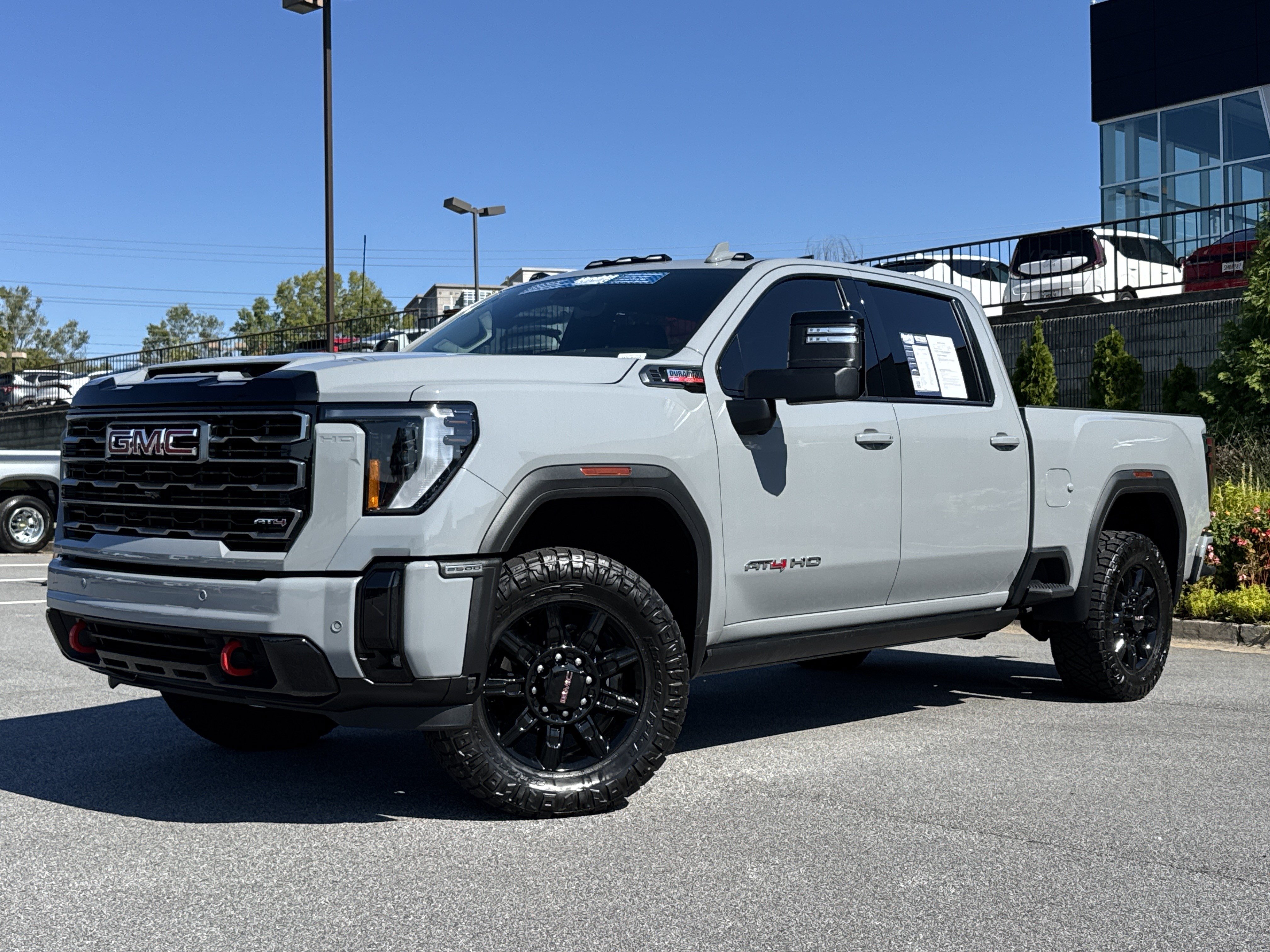 Used 2025 GMC Sierra 2500 AT4 w/ AT4 Premium Plus Package AWD/4WD image 5