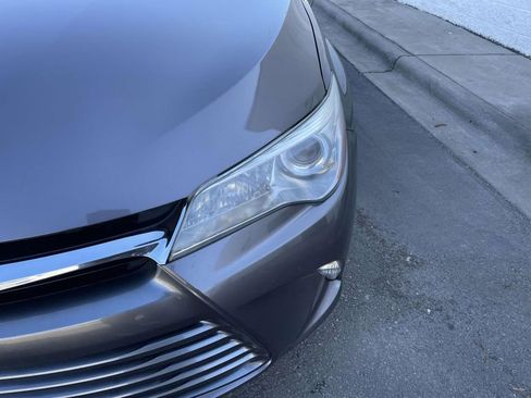 Used 2015 Toyota Camry LE image 13