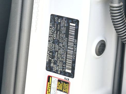 Used 2025 Kia K5 GT-Line image 36