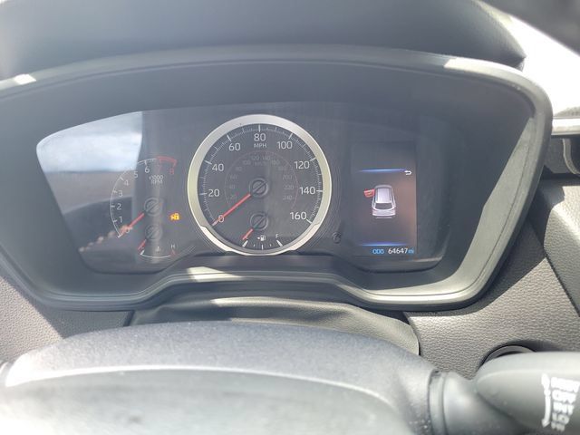 Used 2022 Toyota Corolla Cross LE AWD/4WD image 25