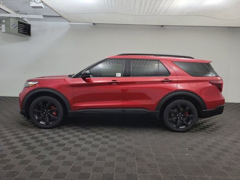 Used 2021 Ford Explorer ST w/ Equipment Group 401A image 2
