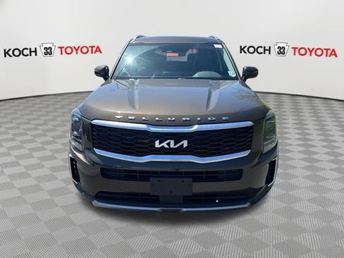 Used 2022 Kia Telluride S AWD/4WD image 2