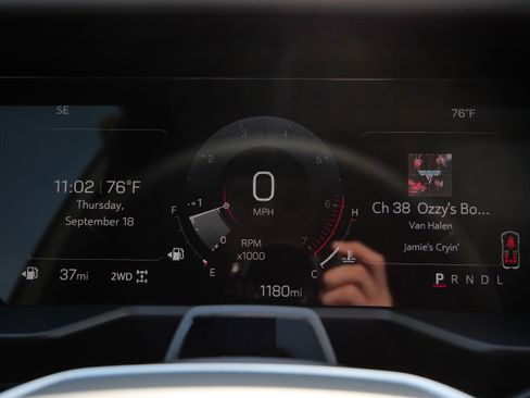 Used 2024 GMC Acadia Denali w/ Super Cruise Package image 20