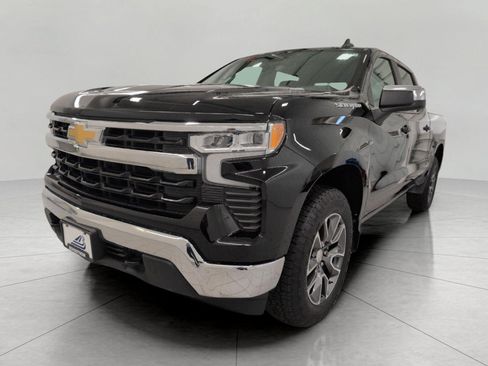 Used 2024 Chevrolet Silverado 1500 LT AWD/4WD image 13