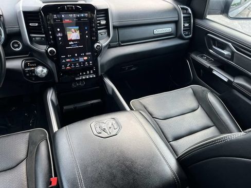Used 2023 RAM 1500 Laramie AWD/4WD image 17