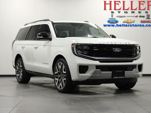 Used 2025 Ford Expedition Platinum w/ Platinum Ultimate Package AWD/4WD image 1