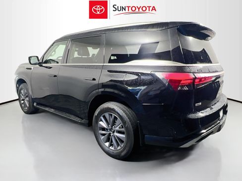 Used 2025 INFINITI QX80 Pure RWD image 6