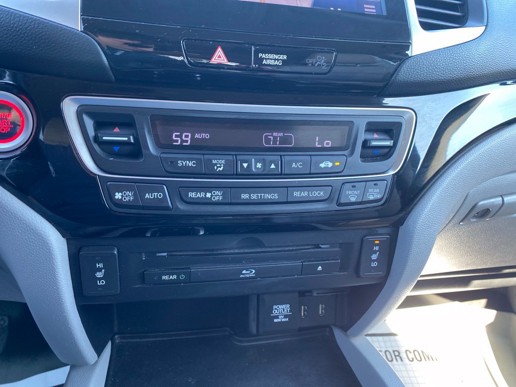 Used 2016 Honda Pilot Touring image 18
