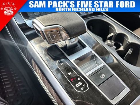 Used 2025 Audi Q8 Premium Plus AWD/4WD image 29
