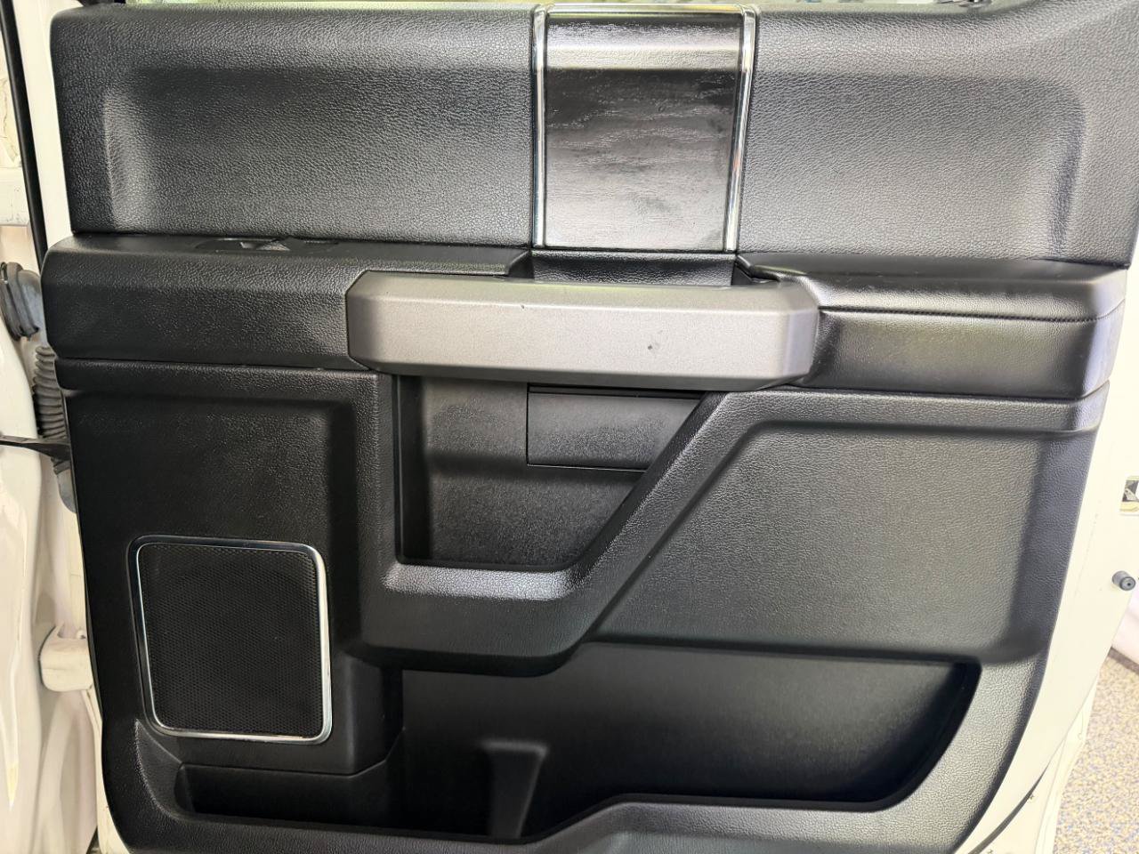 Used 2018 Ford F150 Platinum w/ Technology Package AWD/4WD image 19