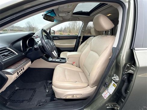 Used 2015 Subaru Outback 2.5i Limited image 16