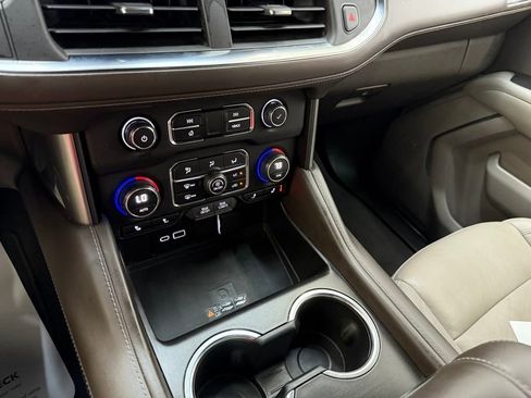 Used 2023 Chevrolet Tahoe LT image 13