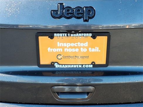 Certified 2022 Jeep Compass Altitude image 11