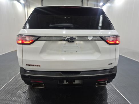 Used 2021 Chevrolet Traverse Premier w/ Redline Edition AWD/4WD image 9