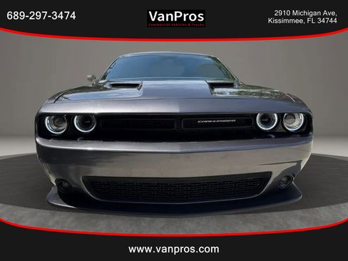 Used 2015 Dodge Challenger R/T Scat Pack w/ Leather Interior Group RWD image 8