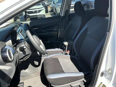 New 2025 Nissan Versa SV w/ Trunk Package image 12