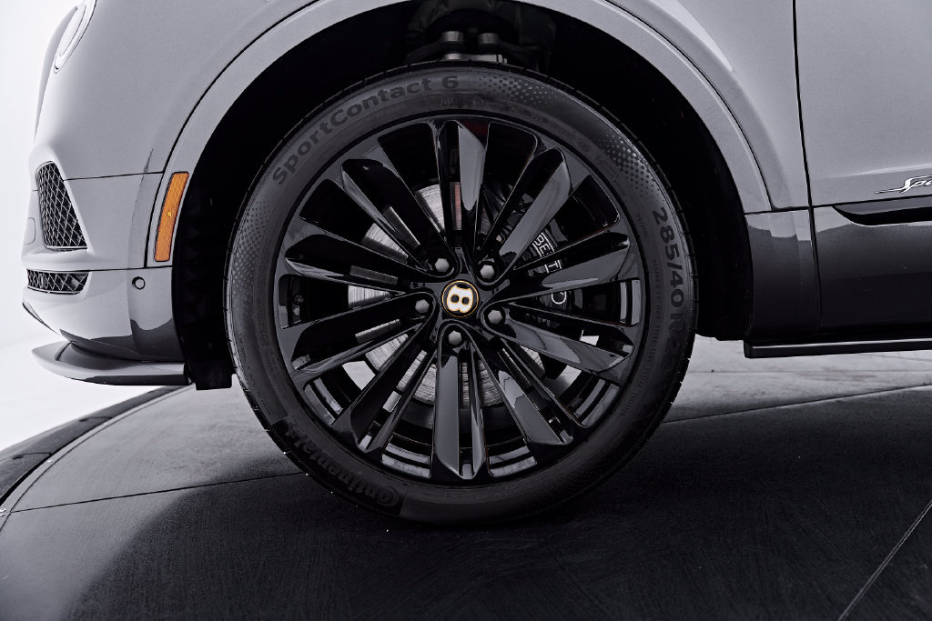 Used 2020 Bentley Bentayga Speed AWD/4WD image 3