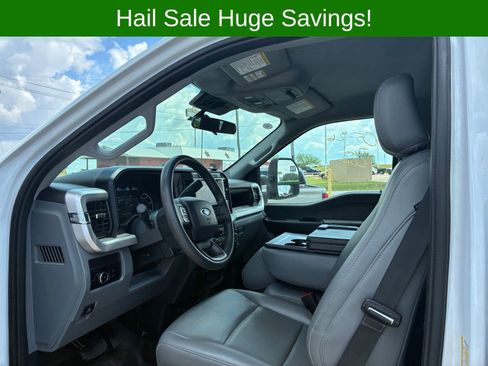 Used 2024 Ford F250 XL w/ FX4 Off-Road Package AWD/4WD image 3