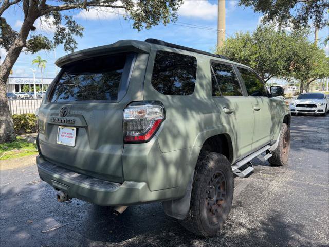 Used 2019 Toyota 4Runner SR5 AWD/4WD image 5