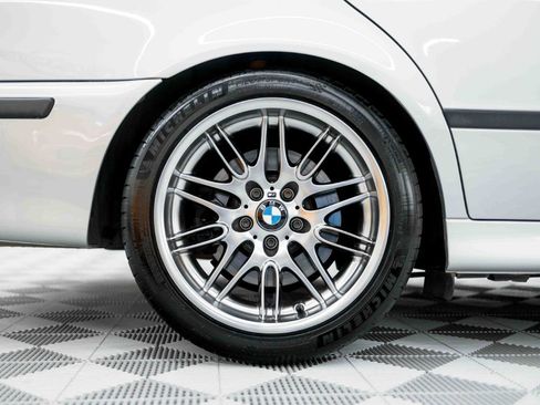 Used 2003 BMW M5 RWD image 40
