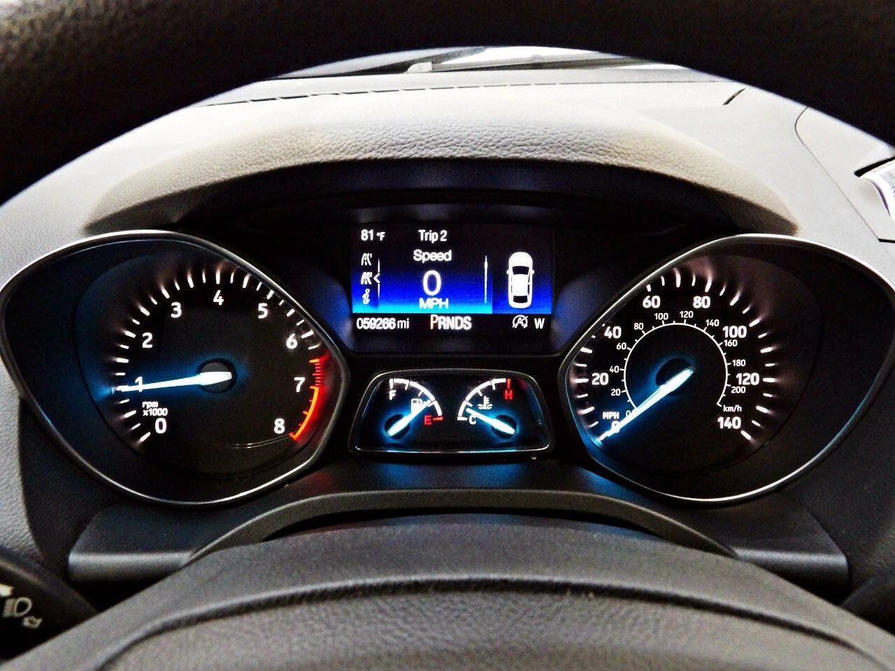 Used 2017 Ford Escape SE AWD/4WD image 15