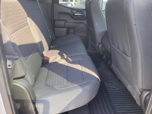 Used 2020 Chevrolet Silverado 1500 LT RWD image 16