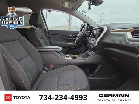 Used 2023 GMC Acadia SLE w/ Driver Convenience Package image 16