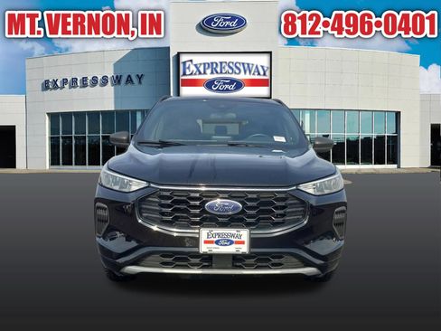 Used 2024 Ford Escape ST-Line image 4