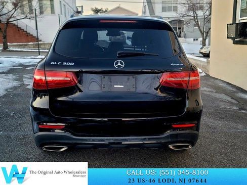 Used 2018 Mercedes-Benz GLC 300 300 4MATIC SUV image 5
