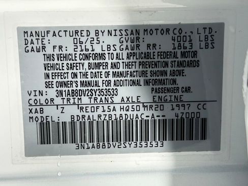 Used 2025 Nissan Sentra SR w/ Midnight Edition image 33