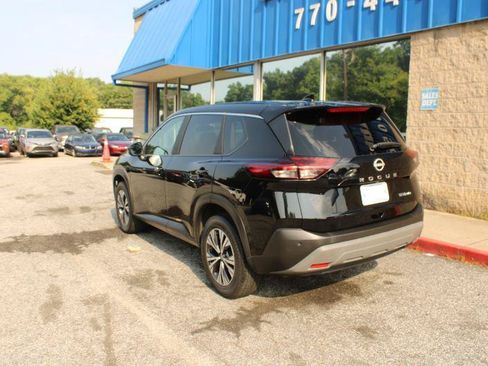 Used 2022 Nissan Rogue SV AWD/4WD image 4