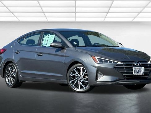 Used 2019 Hyundai Elantra Limited w/ Cargo Package image 1