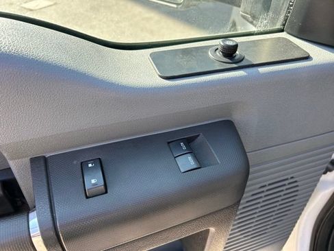 Used 2016 Ford F550 4x4 Regular Cab Super Duty image 20