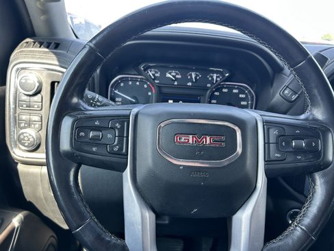 Used 2021 GMC Sierra 1500 SLT w/ SLT Premium Plus Package AWD/4WD image 17