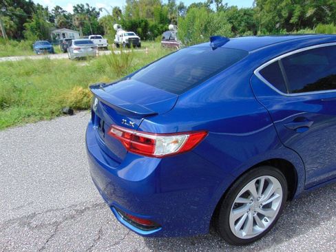 Used 2017 Acura ILX FWD image 5