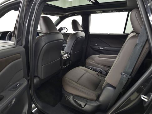 Used 2025 Lexus TX 350 AWD w/ Technology Package image 35