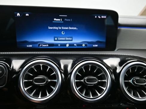 Used 2025 Mercedes-Benz CLA 250 4MATIC image 19