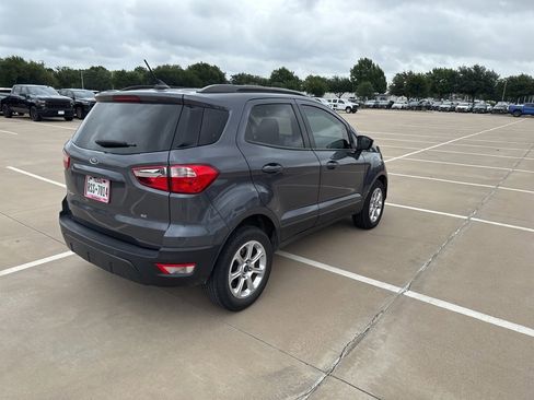 Used 2021 Ford EcoSport SE image 6