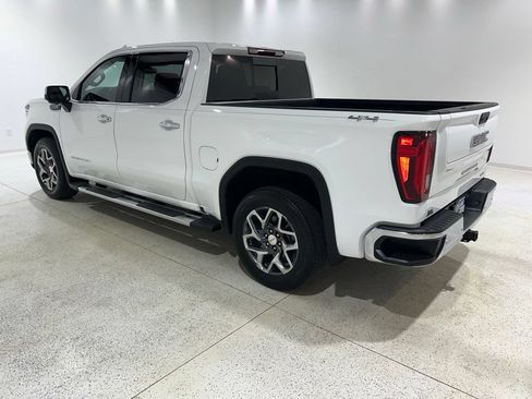 Used 2025 GMC Sierra 1500 SLT w/ SLT Premium Plus Package AWD/4WD image 3