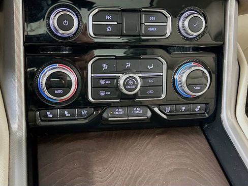 Used 2023 GMC Yukon Denali w/ Max Trailering Package image 15