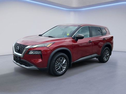 Used 2023 Nissan Rogue S AWD/4WD image 7