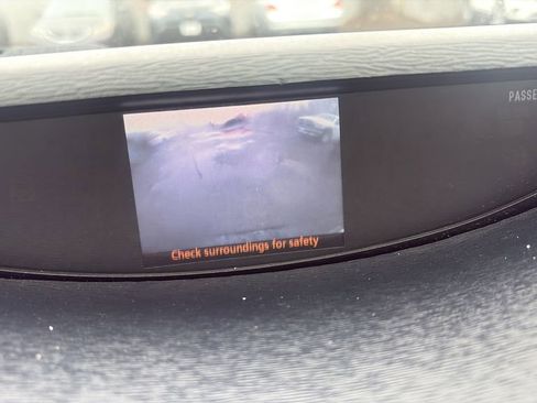 Used 2011 Toyota Venza AWD w/ Comfort Pkg image 23