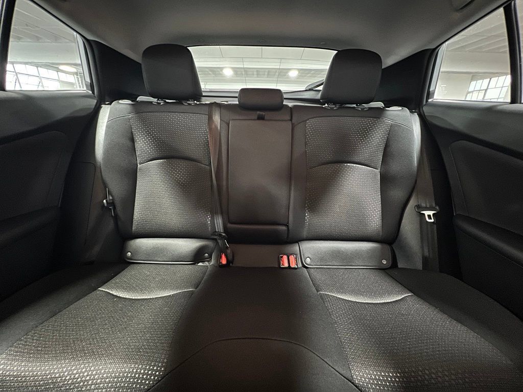 Certified 2022 Toyota Prius LE FWD image 10