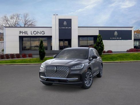 New 2025 Lincoln Corsair AWD w/ Equipment Group 101A image 2