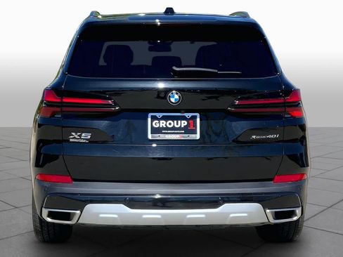 Used 2024 BMW X5 xDrive40i w/ Premium Package AWD/4WD image 4