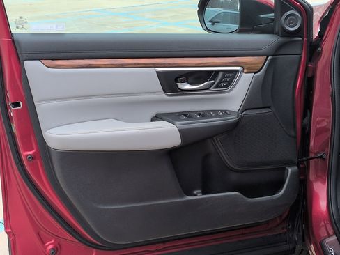 Used 2022 Honda CR-V Touring image 12